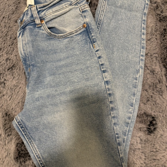 High Rise Skinny Jeans - Picture 6 of 10